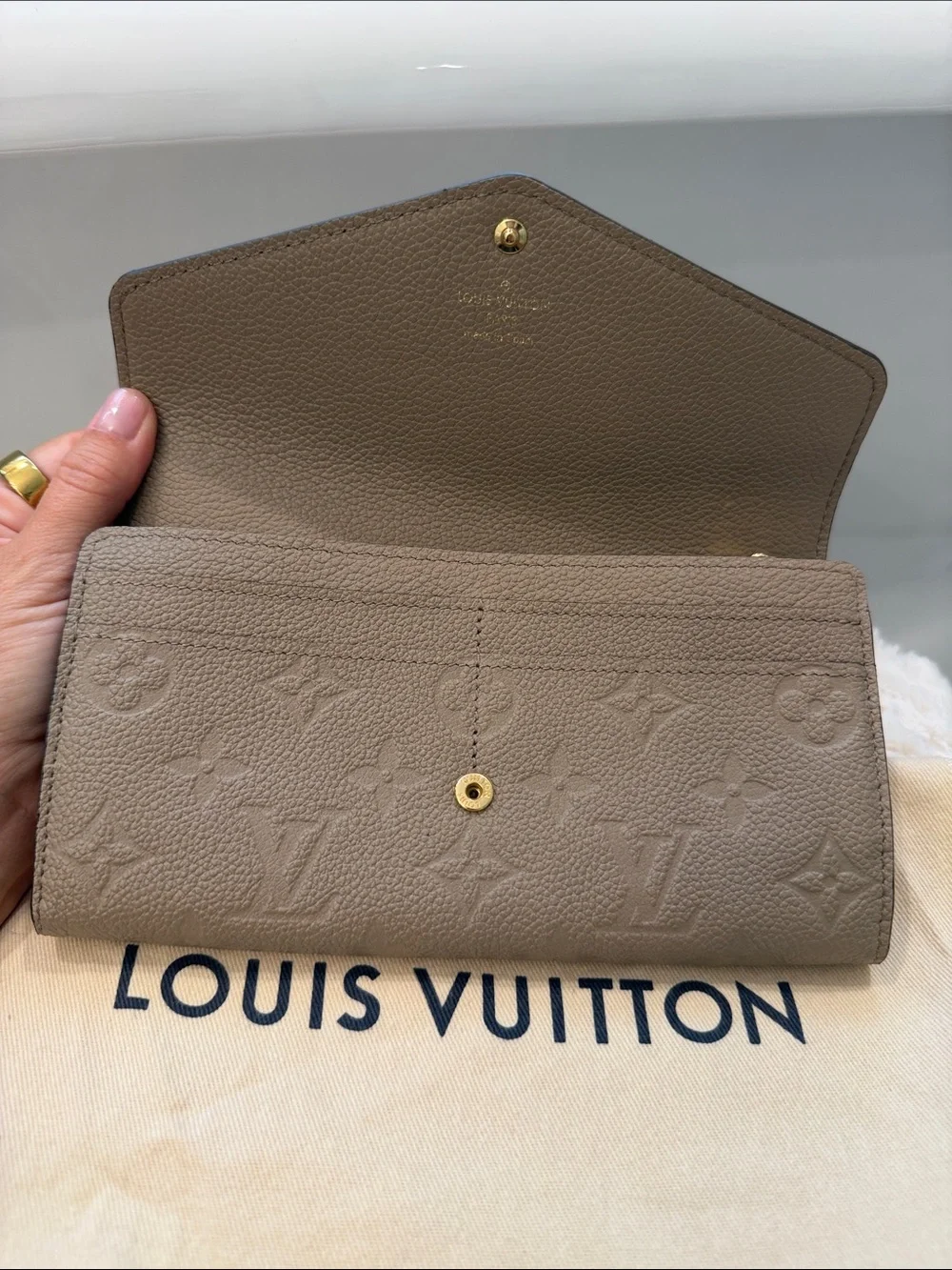 Louis Vuitton louis vuitton
